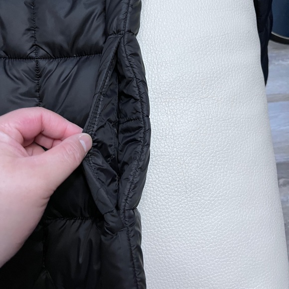 NWT - Barbour Unisex Lightweight Swale Quilted Jacket - Men M/Women L - Picture 4 of 11